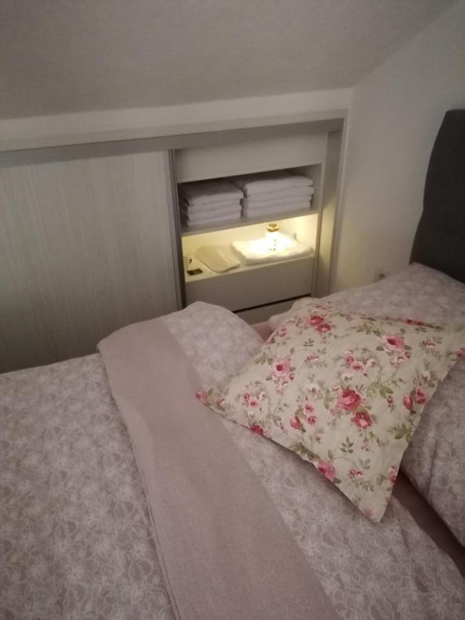 Vila Mira Требине Екстериор снимка